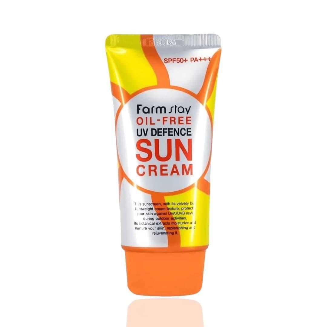 ضد آفتاب بدون چربی فارم استی مدل Oil Free UV Defense SPF50+ PA+++